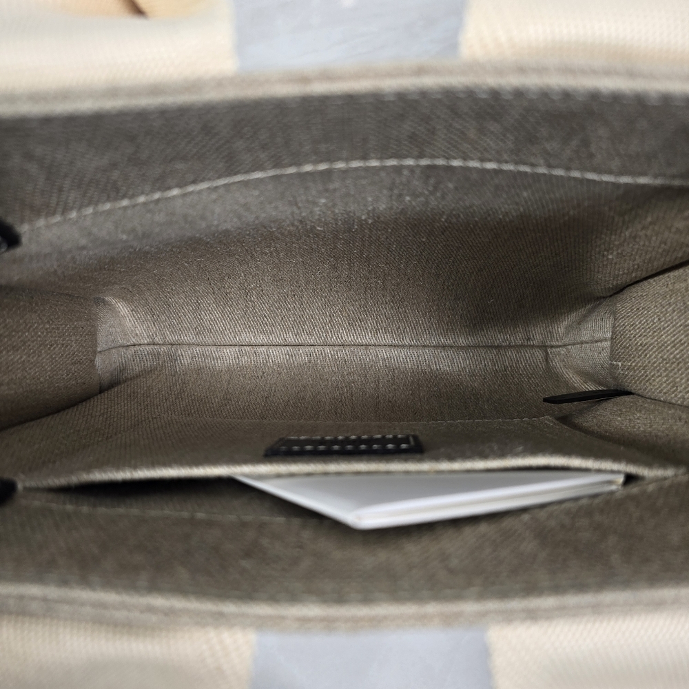 Chloé Small Woody Tote Bag in Beige and Blue - Picture 10 of 14